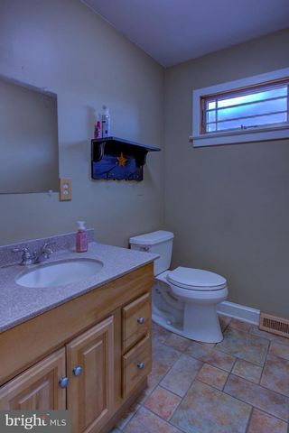 1250 CHESTNUT TREE RD, Honey Brook, PA 19344