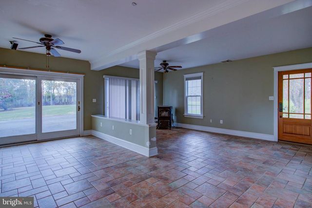 1250 CHESTNUT TREE RD, Honey Brook, PA 19344