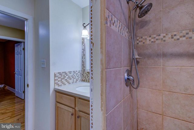 1250 CHESTNUT TREE RD, Honey Brook, PA 19344