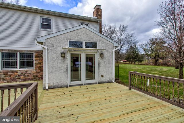 1250 CHESTNUT TREE RD, Honey Brook, PA 19344