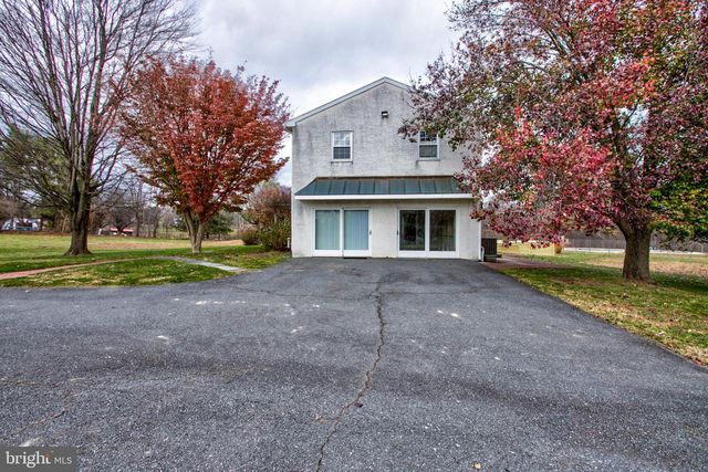 1250 CHESTNUT TREE RD, Honey Brook, PA 19344