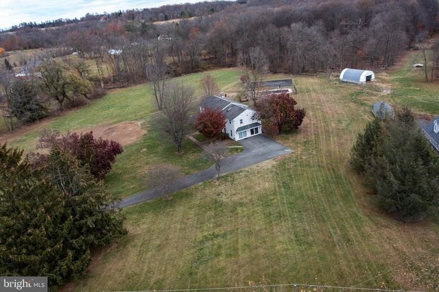 1250 CHESTNUT TREE RD, Honey Brook, PA 19344