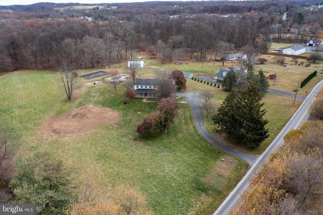 1250 CHESTNUT TREE RD, Honey Brook, PA 19344