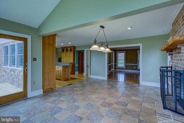 1250 CHESTNUT TREE RD, Honey Brook, PA 19344