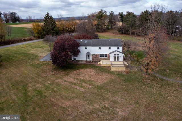 1250 CHESTNUT TREE RD, Honey Brook, PA 19344