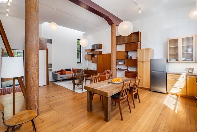 2484 Martin Luther King Jr Way, Berkeley, CA 94704