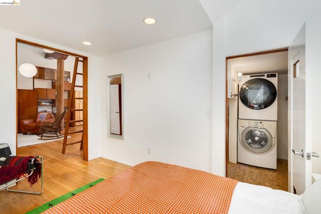 2484 Martin Luther King Jr Way, Berkeley, CA 94704