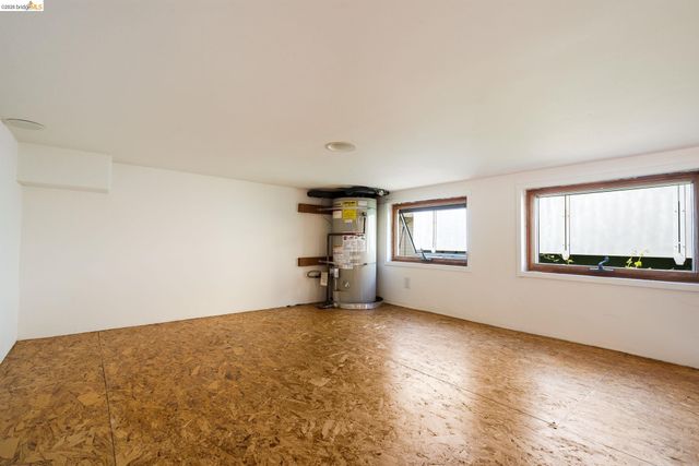 2484 Martin Luther King Jr Way, Berkeley, CA 94704