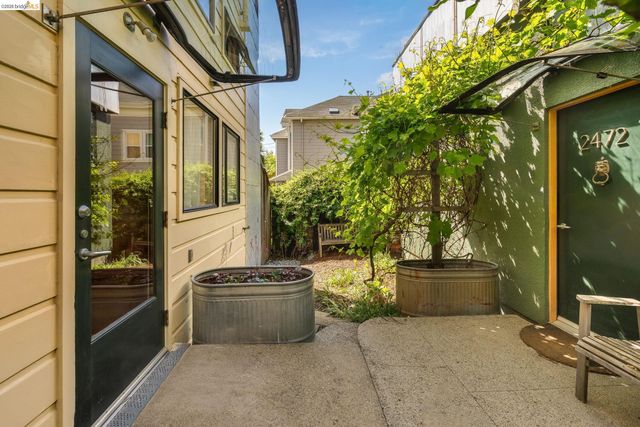 2484 Martin Luther King Jr Way, Berkeley, CA 94704