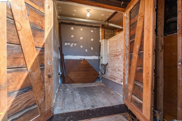 2484 Martin Luther King Jr Way, Berkeley, CA 94704