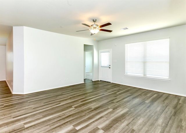 6718 Coral Bells Lane, Dickinson, TX 77539