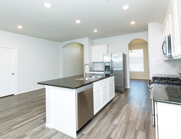 6718 Coral Bells Lane, Dickinson, TX 77539