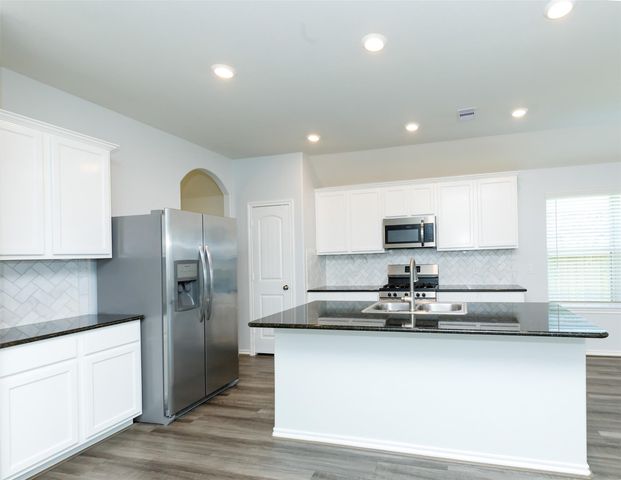 6718 Coral Bells Lane, Dickinson, TX 77539