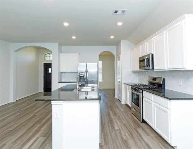 6718 Coral Bells Lane, Dickinson, TX 77539