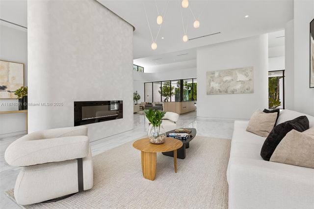 5671 SW 130th Ave, Southwest Ranches, FL 33330