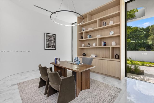 5671 SW 130th Ave, Southwest Ranches, FL 33330