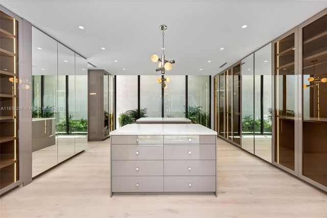 5671 SW 130th Ave, Southwest Ranches, FL 33330