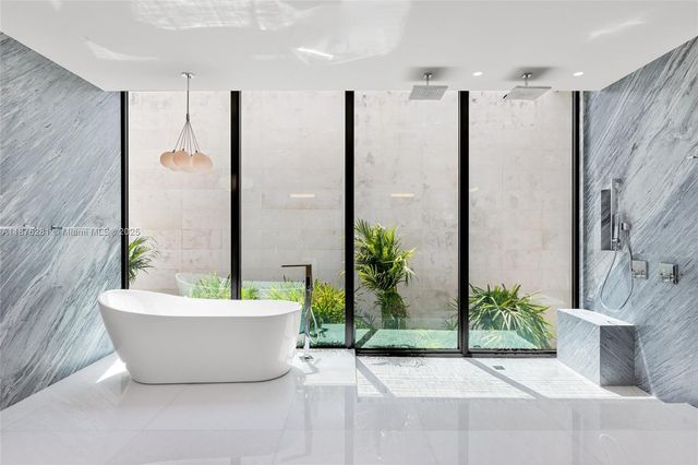 5671 SW 130th Ave, Southwest Ranches, FL 33330