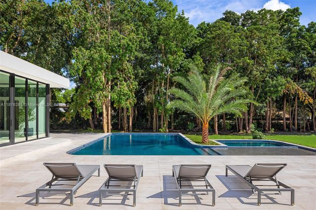 5671 SW 130th Ave, Southwest Ranches, FL 33330