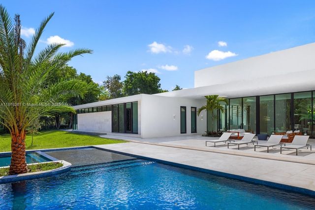 5671 SW 130th Ave, Southwest Ranches, FL 33330