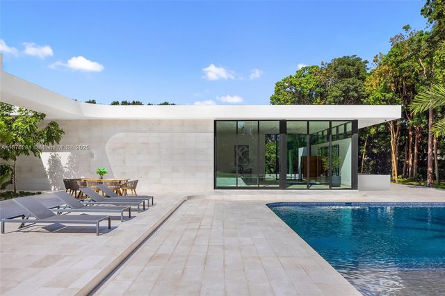 5671 SW 130th Ave, Southwest Ranches, FL 33330