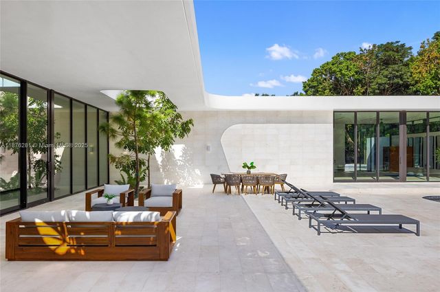 5671 SW 130th Ave, Southwest Ranches, FL 33330