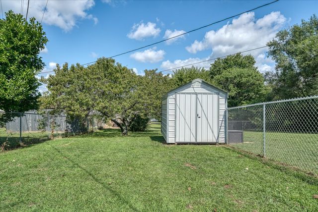 145 Willie Jarvis Rd, Sparta, TN 38583