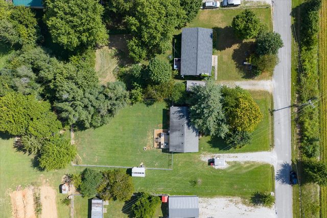 145 Willie Jarvis Rd, Sparta, TN 38583