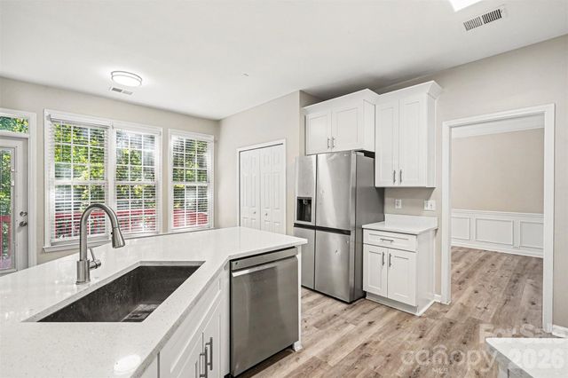 7731 Beaker Court, Charlotte, NC 28269