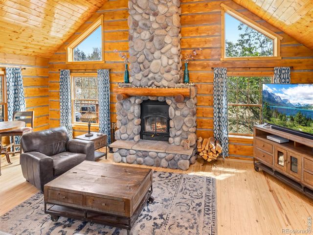 205 Chipmunk Place, Drake, CO 80515