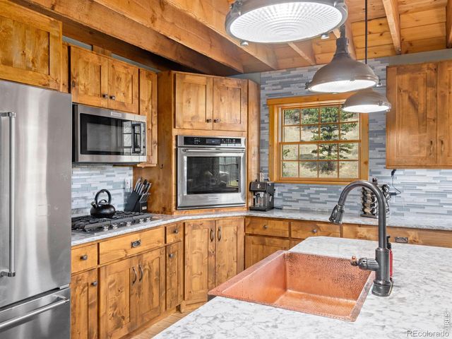 205 Chipmunk Place, Drake, CO 80515