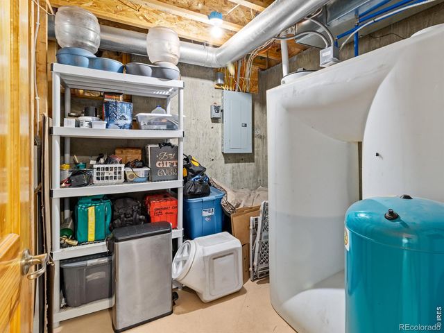 205 Chipmunk Place, Drake, CO 80515