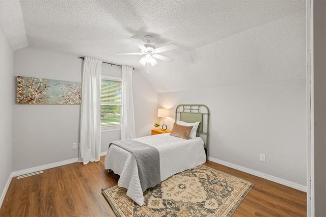 1311 N Elsea Smith Road, Independence, MO 64016