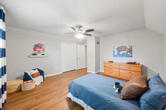 1311 N Elsea Smith Road, Independence, MO 64016