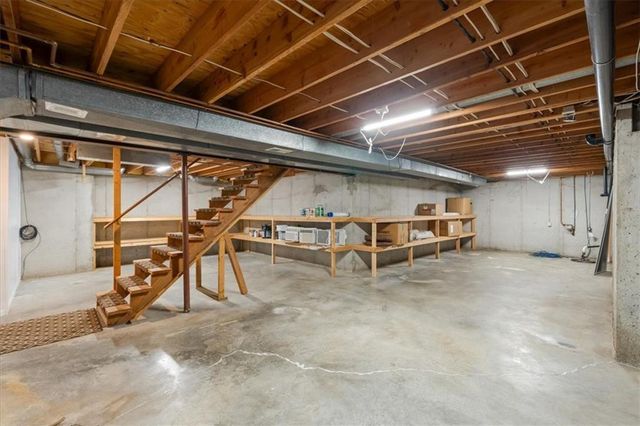 1311 N Elsea Smith Road, Independence, MO 64016