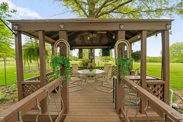 1311 N Elsea Smith Road, Independence, MO 64016