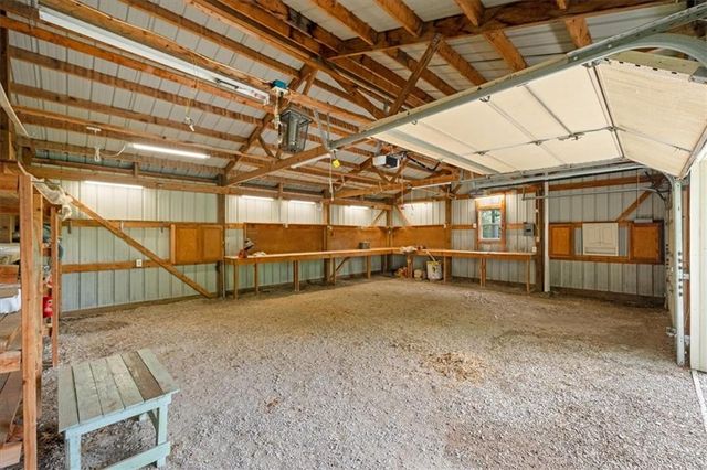 1311 N Elsea Smith Road, Independence, MO 64016
