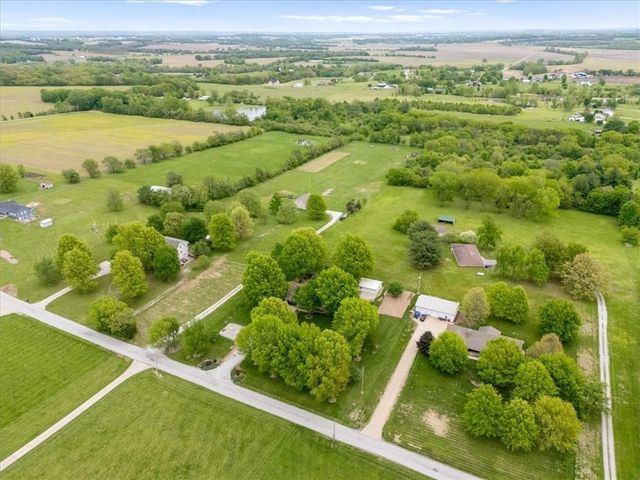 1311 N Elsea Smith Road, Independence, MO 64016