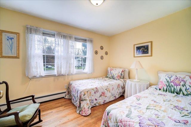 86 W Main Street, Washingtonville, NY 10992