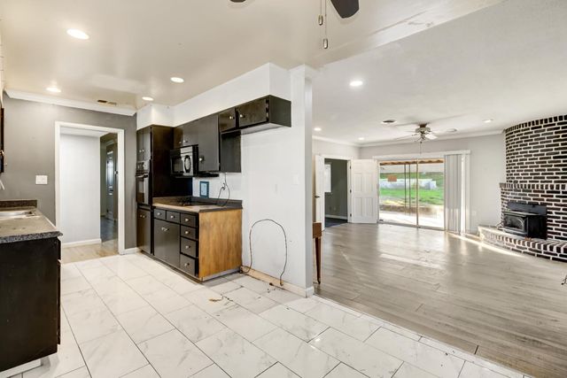 6231 Paris St, Citrus Heights, CA 95621