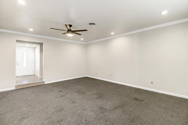 6231 Paris St, Citrus Heights, CA 95621