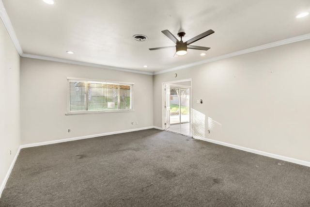 6231 Paris St, Citrus Heights, CA 95621