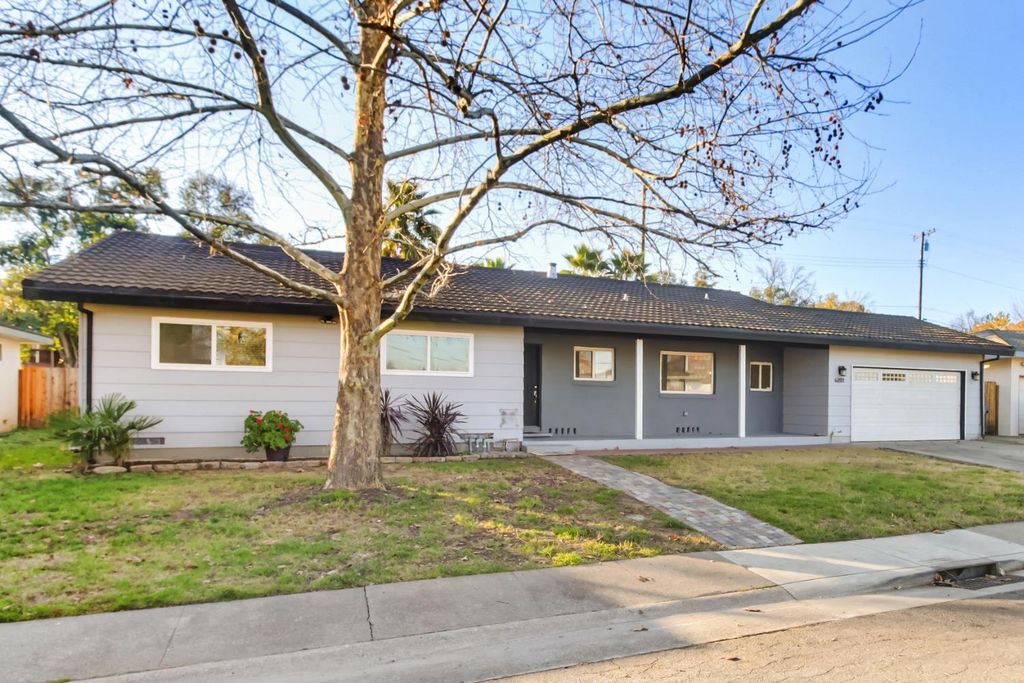 6231 Paris St, Citrus Heights, CA 95621
