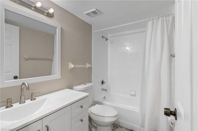 3705 Amberly CIR # F102, Naples, FL 34112