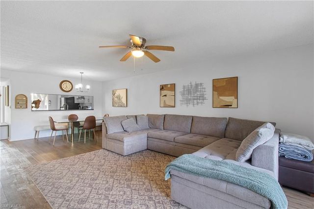 3705 Amberly CIR # F102, Naples, FL 34112