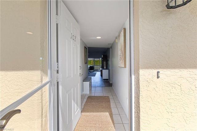 3705 Amberly CIR # F102, Naples, FL 34112