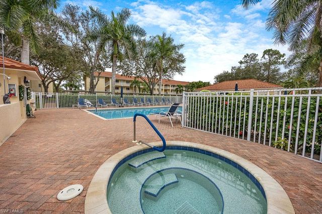 3705 Amberly CIR # F102, Naples, FL 34112