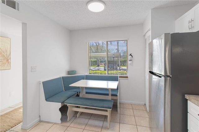 3705 Amberly CIR # F102, Naples, FL 34112