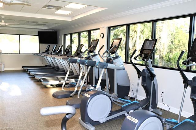 3705 Amberly CIR # F102, Naples, FL 34112