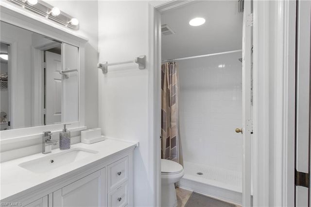 3705 Amberly CIR # F102, Naples, FL 34112